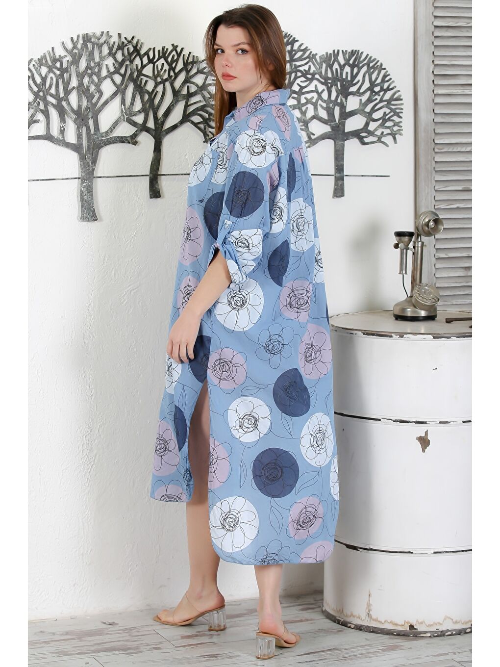 İtalyan Lavanta Mavisi Düğmeli Uzun Kollu Çiçekli Çift Cepli Casual Dokuma Yazlık Elbise-6