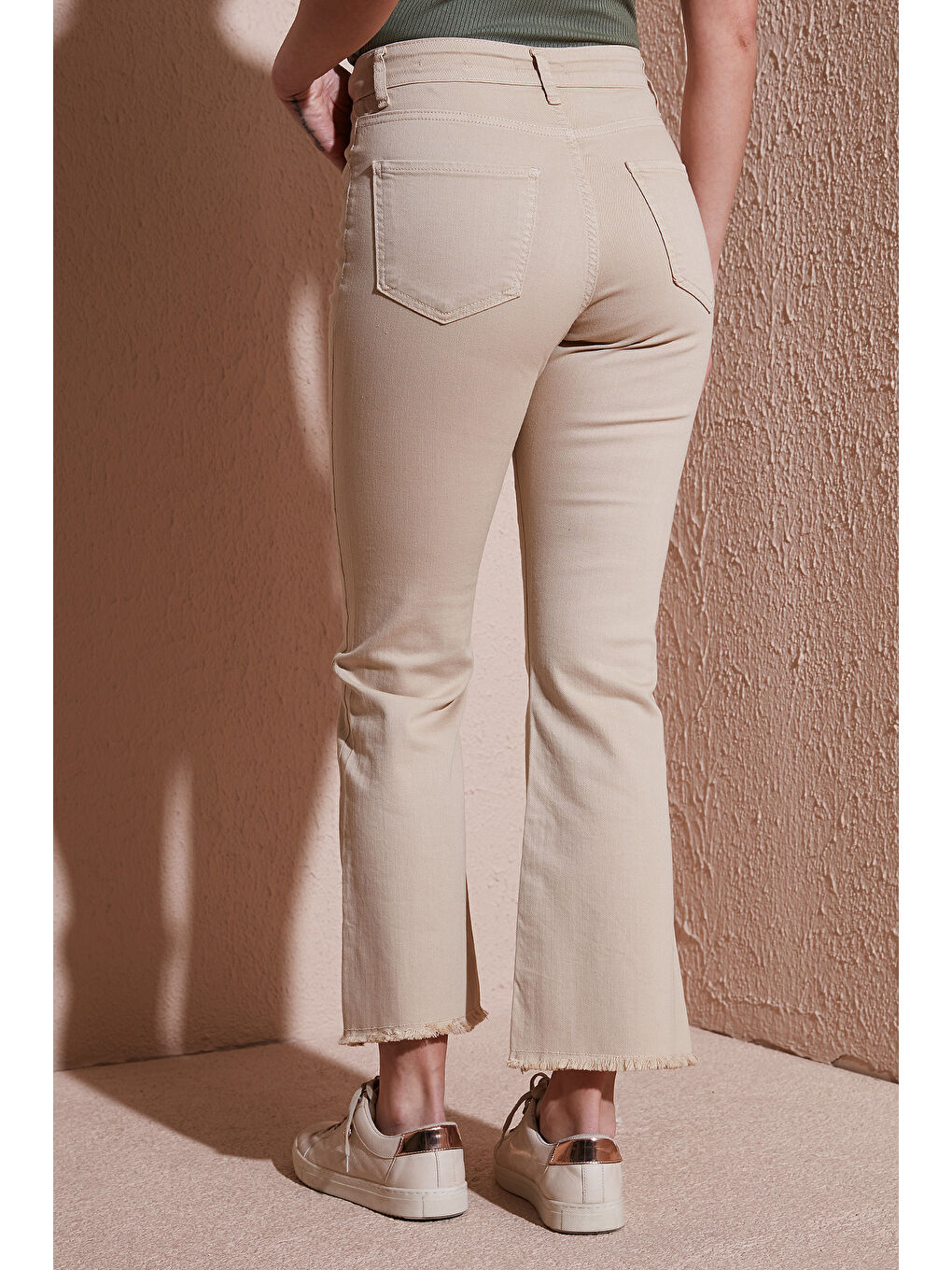 Bej Streç Pamuklu Flare Fit Yüksek Bel İspanyol Paça Pantolon 25Y0294K1-6