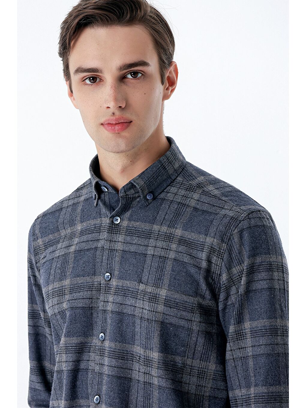 Koyu Lacivert Uzun Kollu Ekoseli Gabardin Cepli Garnili Casual Comfort Fit Gömlek 1004235111-4