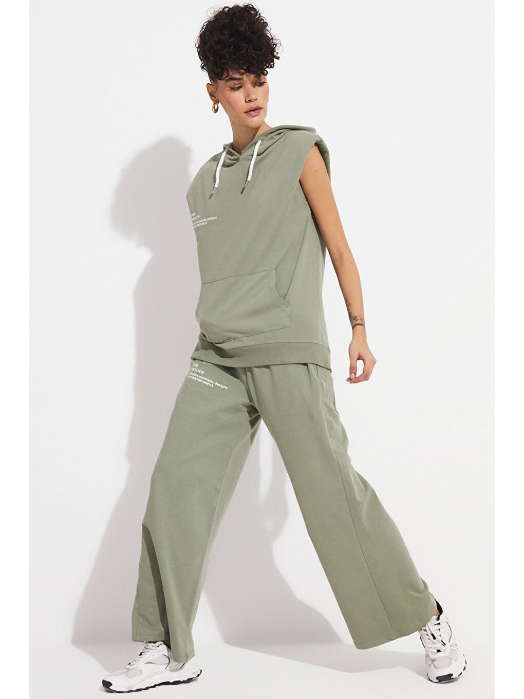 Haki Kapüşonlu Kolsuz Eşofman Takım-1