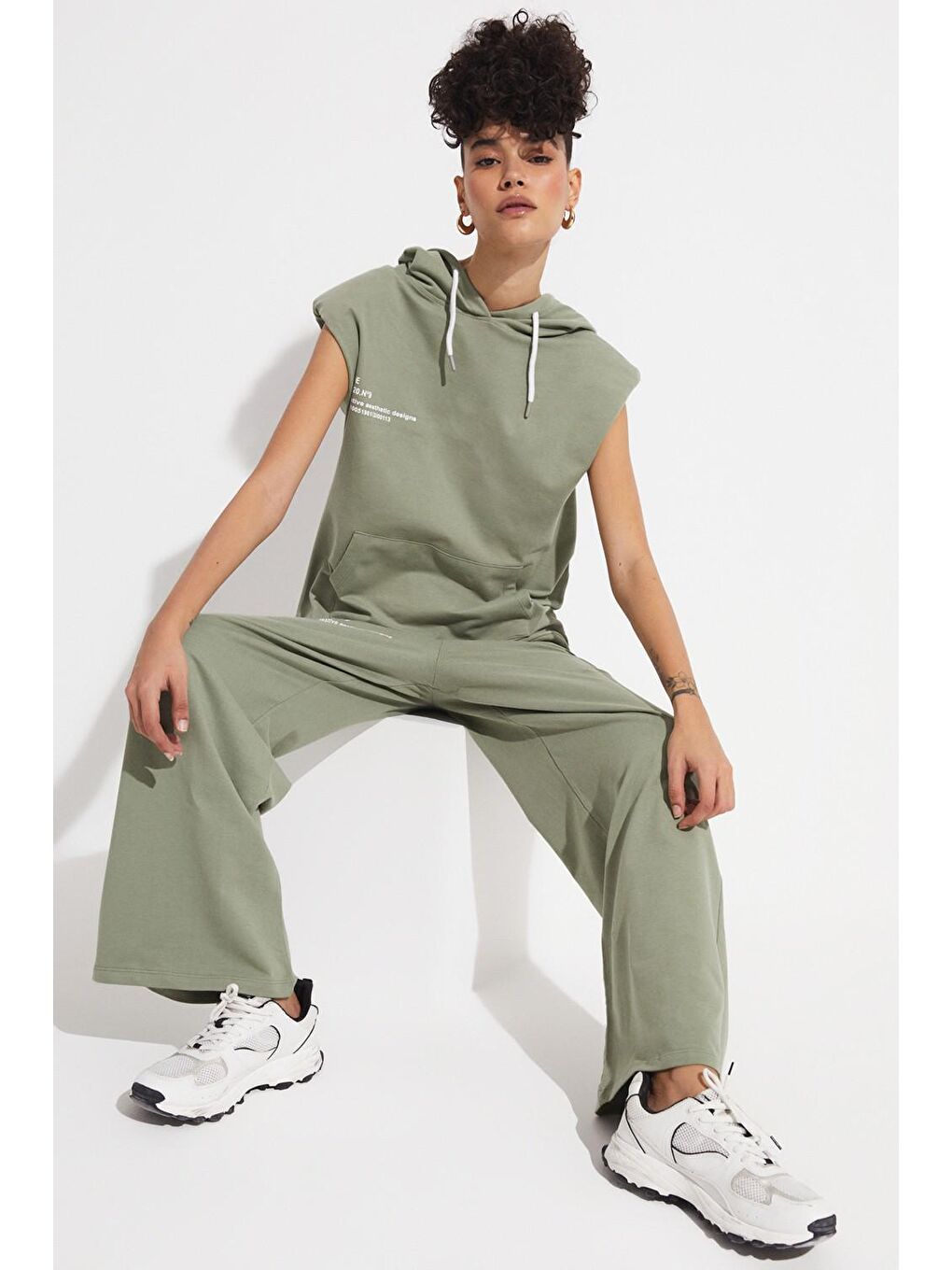 Haki Kapüşonlu Kolsuz Eşofman Takım-2