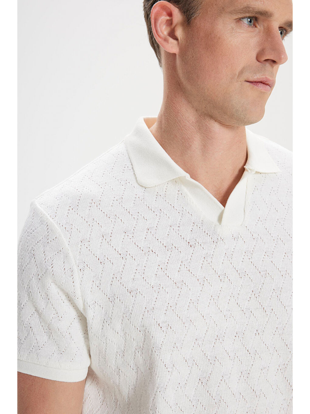 Erkek Ekru Comfort Fit Rahat Kesim Pamuklu Baklava Desenli Polo Yaka Tişört-2