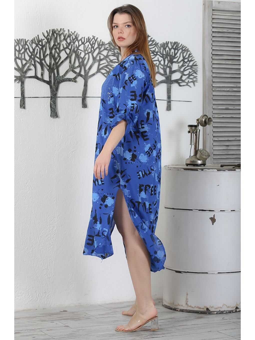 İtalyan Lacivert Düğmeli Uzun Kollu Desenli Çift Cepli Pul Payetli Dokuma Yazlık Elbise 130 65-6