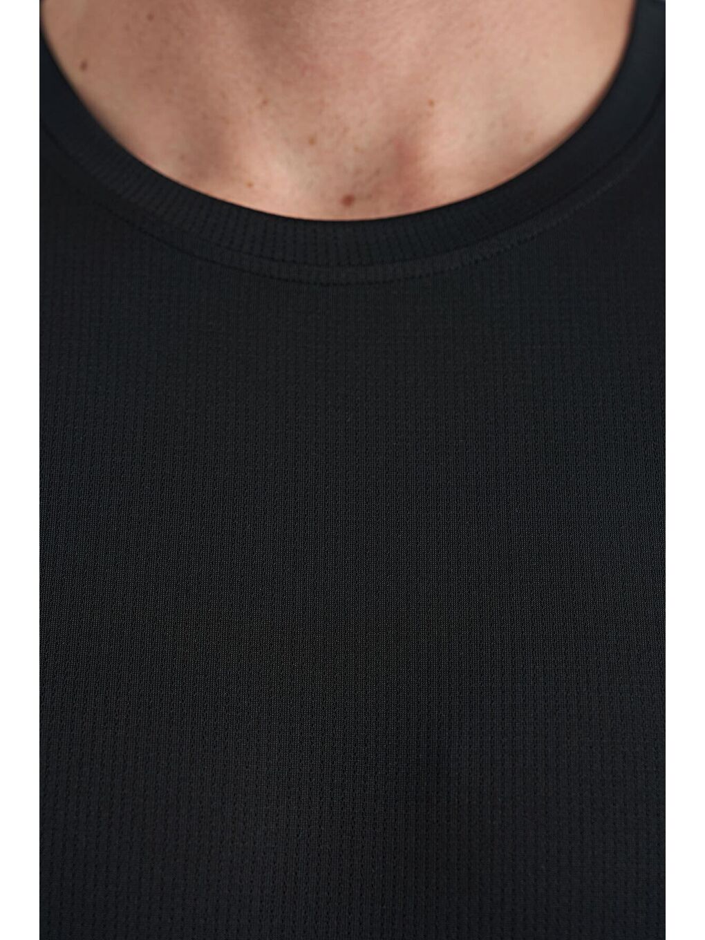 Siyah O Yaka Standart Kalıp Logo Desenli Aktif Spor Erkek Tişört  - 88255-1