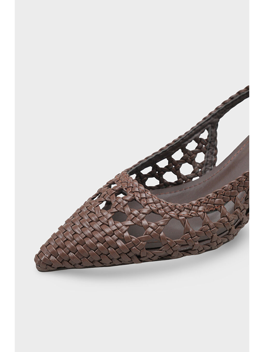 Kahverengi Laurie Örgü Sivri Burunlu Orta Topuklu Arkası Açık Kadın Ayakkabı-2
