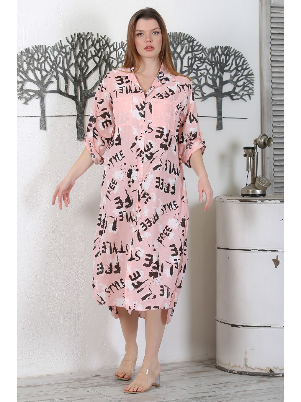 İtalyan Pastel Pembe Düğmeli Uzun Kollu Desenli Çift Cepli Pul Payetli Dokuma Yazlık Elbise 130 65-2