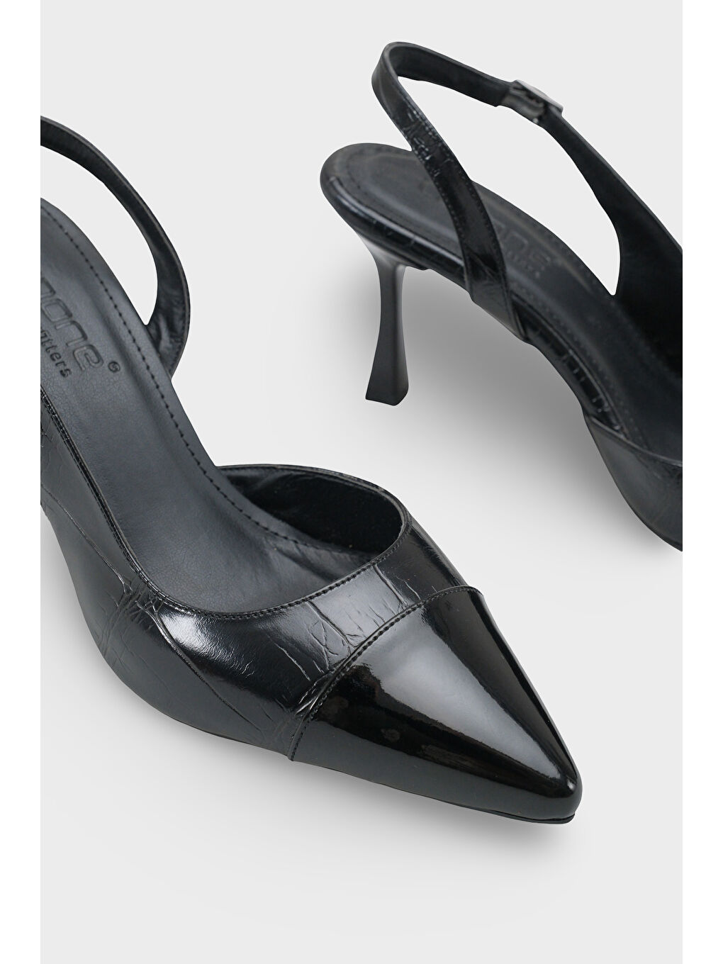 Siyah Salli Sivri Burunlu Arkası Açık Orta Topuklu Kadın Ayakkabı-3