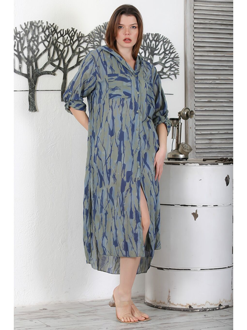 İtalyan Haki Düğmeli Uzun Kollu Desenli Çift Cepli Kapüşonlu Casual Dokuma Yazlık Elbise 130 65-4