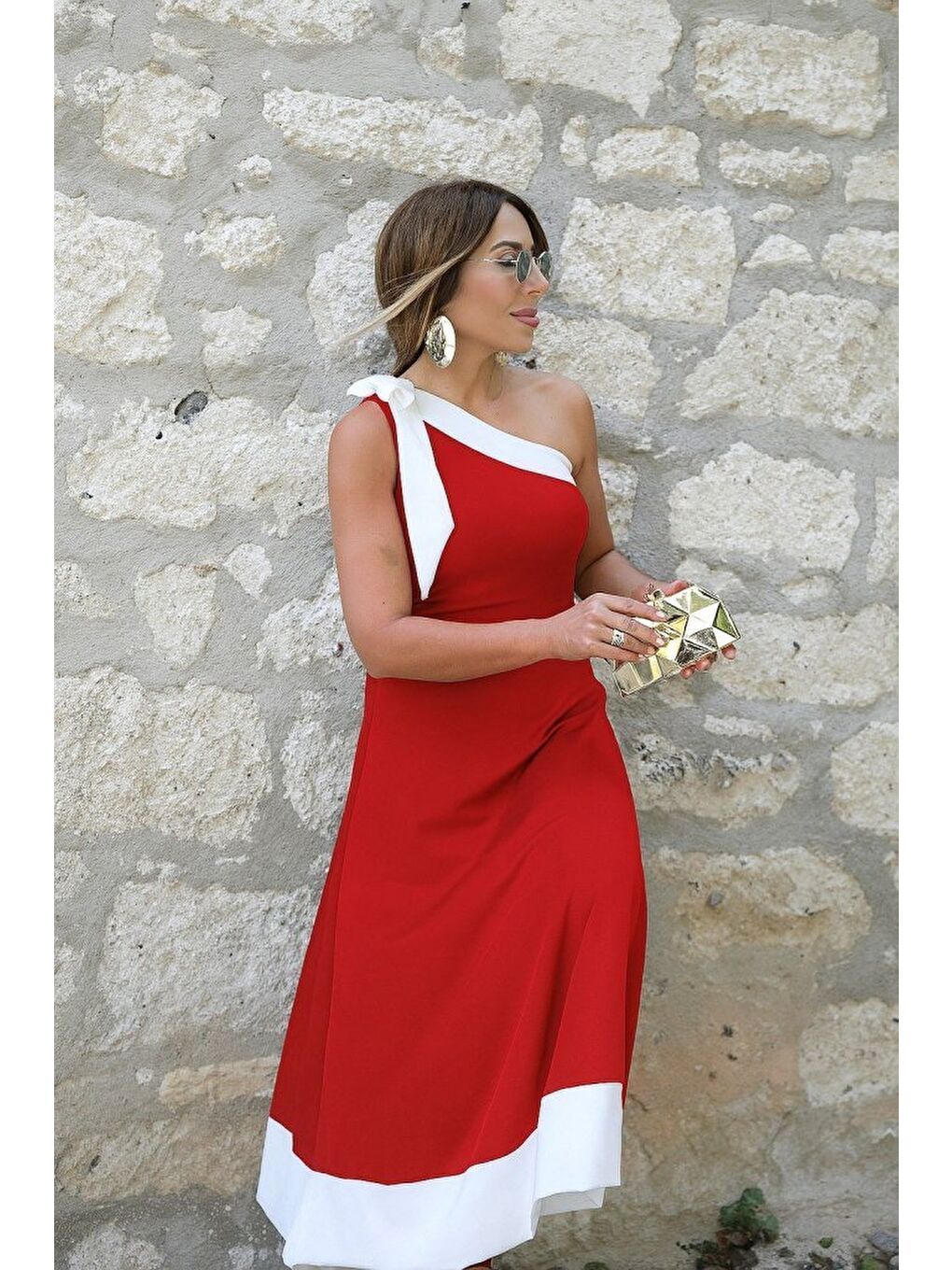 Kırmızı Kadın Tek Omuzu Açık Omuzlardan Kurdela Detaylı çift Renkli Ithal Krep Elbise-1