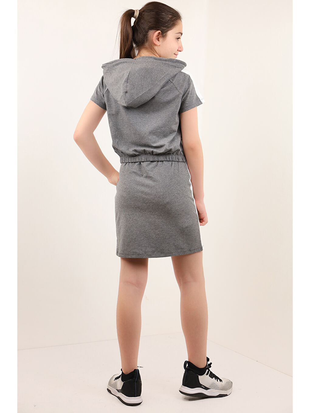 Antrasit Kız Çocuk BE WILD Baskılı Kapüşonlu Etekli Takım-2