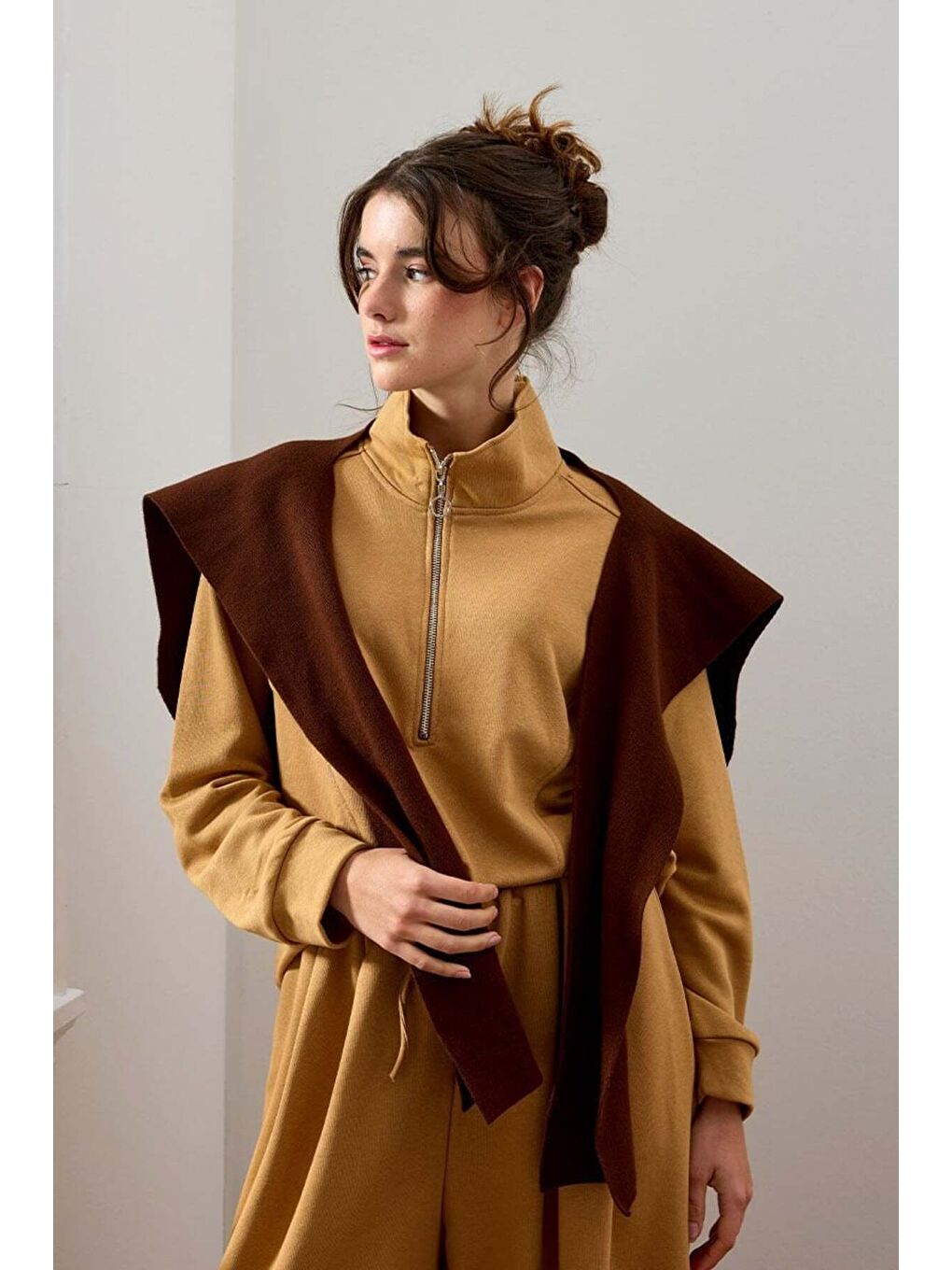 Bej Karamel 3 İplik Yarım Fermuarlı Sweat-1