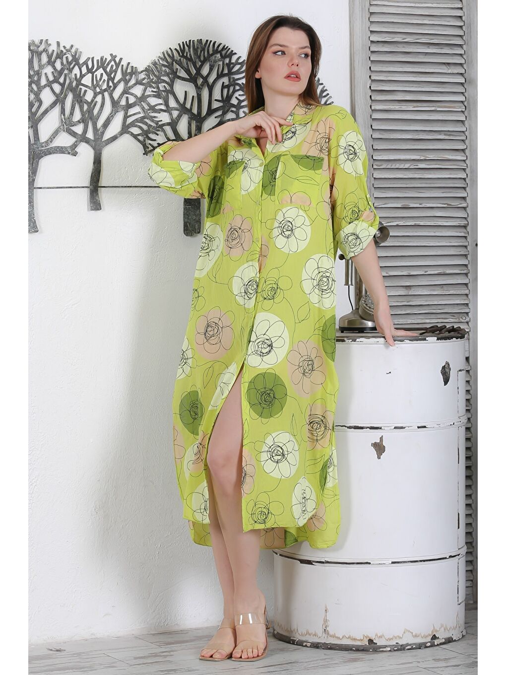 Yeşil İtalyan Limon Küfü Rengi Düğmeli Uzun Kollu Çiçekli Çift Cepli Casual Dokuma Yazlık Elbise