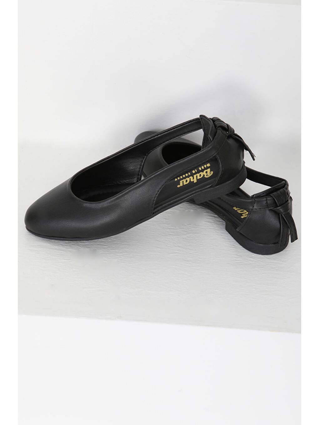 Kadın Siyah Arkası Fiyonk Babet - 27415-4