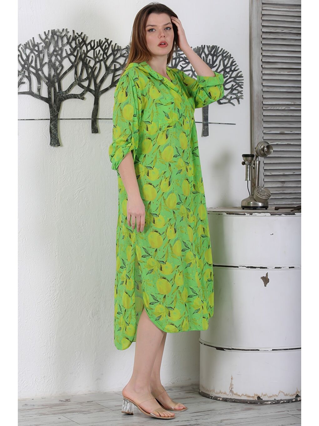 İtalyan Açık Yeşil Sarı Düğmeli Uzun Kollu Desenli Çift Cepli Kapüşonlu Dokuma Yazlık Elbise 130 65-4