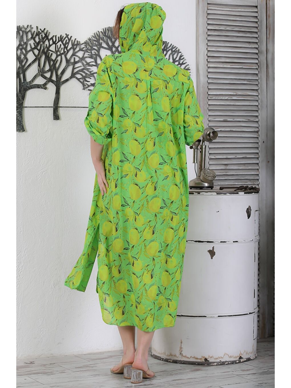 İtalyan Açık Yeşil Sarı Düğmeli Uzun Kollu Desenli Çift Cepli Kapüşonlu Dokuma Yazlık Elbise 130 65-6