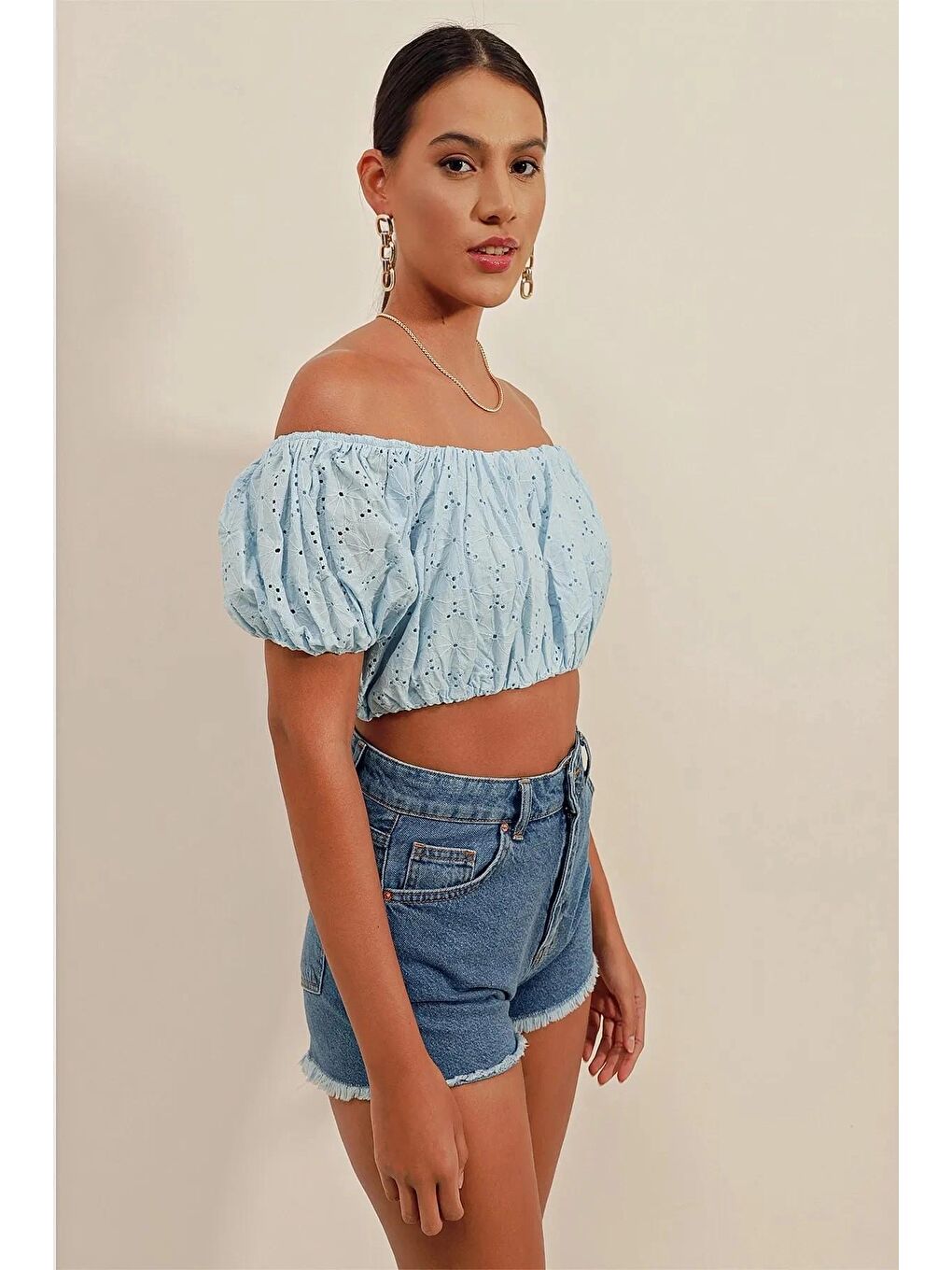 Kadın Buz Mavi Carmen Yaka Bel Büzgülü Fistolu Straplez Bluz HZL23S-BD104811-3