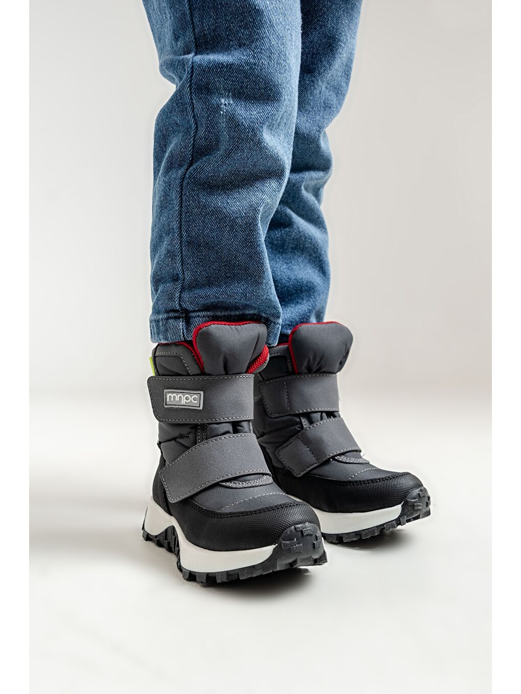 Erkek Çocuk Gri Su Geçirmez Anatomik Günlük Bot-1