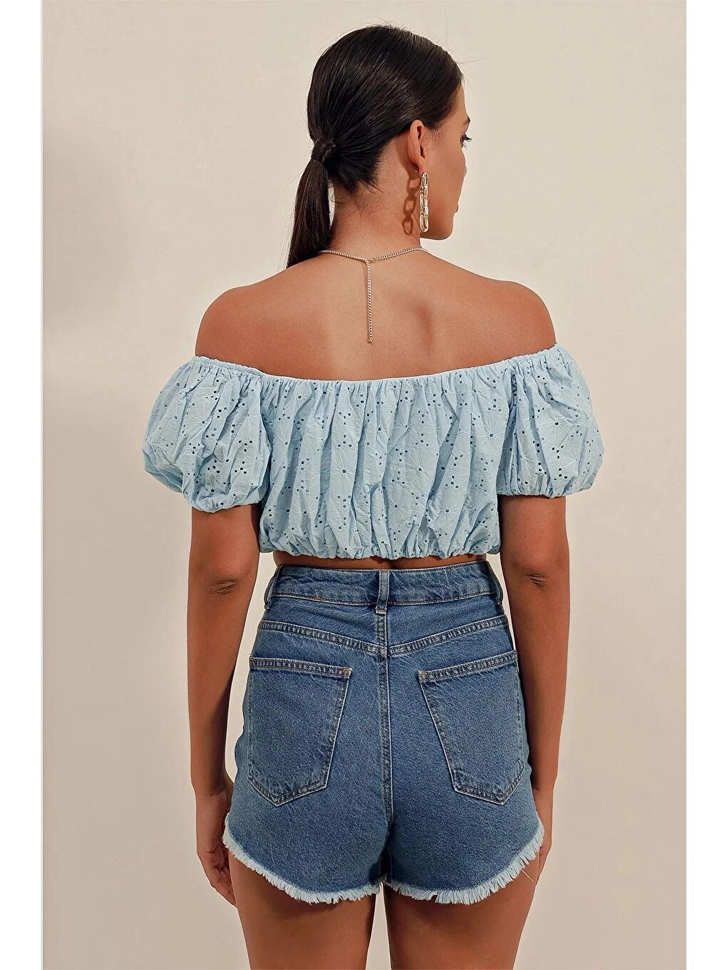 Kadın Buz Mavi Carmen Yaka Bel Büzgülü Fistolu Straplez Bluz HZL23S-BD104811-4