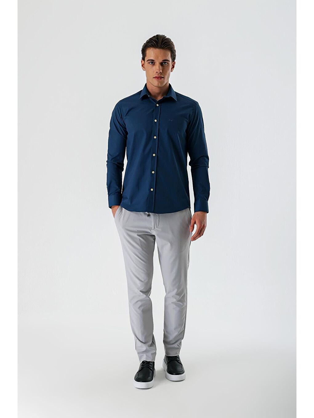 Petrol Mavi Uzun Kollu Armürlü Cepsiz Pamuklu Elastanlı Slim Fit Dar Kesim Gömlek 1004240193-3