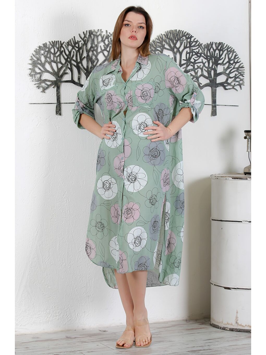 İtalyan Pastel Yeşili Düğmeli Uzun Kollu Çiçekli Çift Cepli Casual Dokuma Yazlık Elbise 130 65