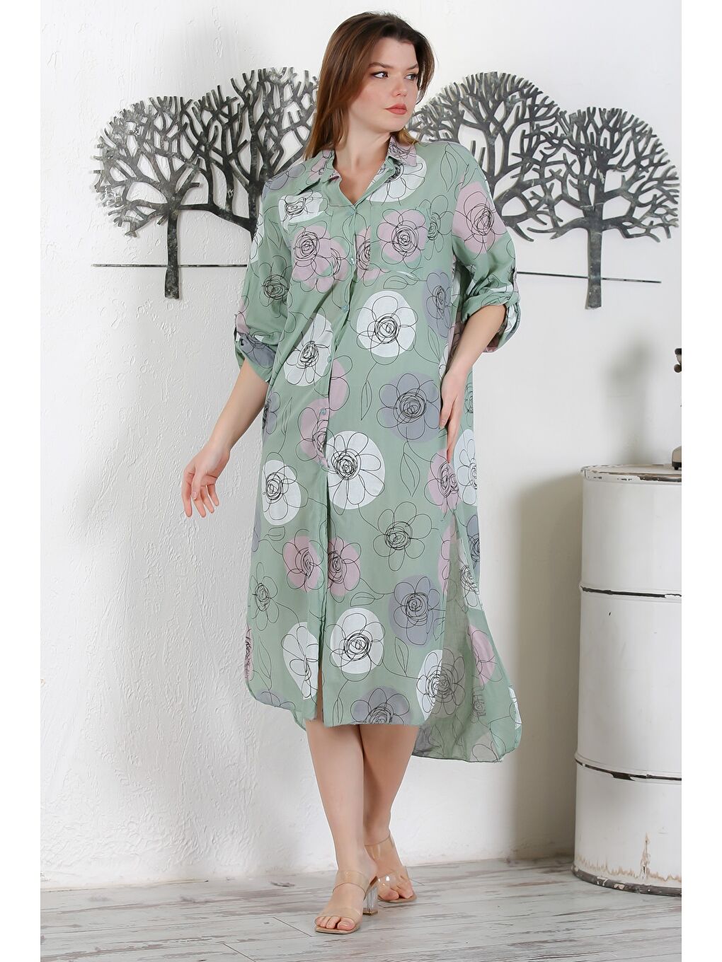 İtalyan Pastel Yeşili Düğmeli Uzun Kollu Çiçekli Çift Cepli Casual Dokuma Yazlık Elbise 130 65-2