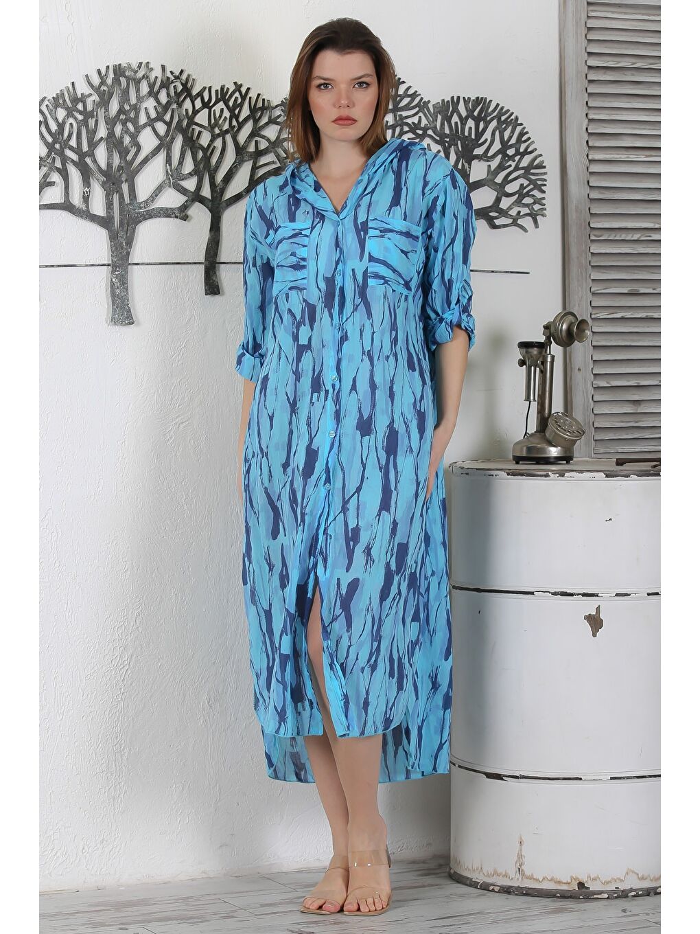 İtalyan Berrak Mavi Düğmeli Uzun Kollu Desenli Çift Cepli Kapüşonlu Dokuma Yazlık Elbise 130 65-1