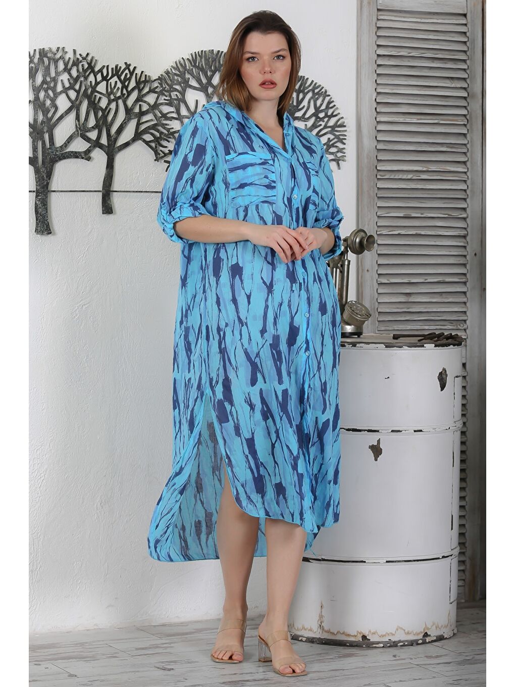 İtalyan Berrak Mavi Düğmeli Uzun Kollu Desenli Çift Cepli Kapüşonlu Dokuma Yazlık Elbise 130 65-2