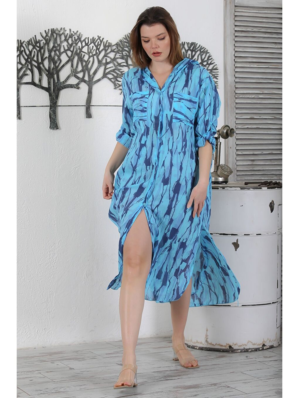 İtalyan Berrak Mavi Düğmeli Uzun Kollu Desenli Çift Cepli Kapüşonlu Dokuma Yazlık Elbise 130 65-3