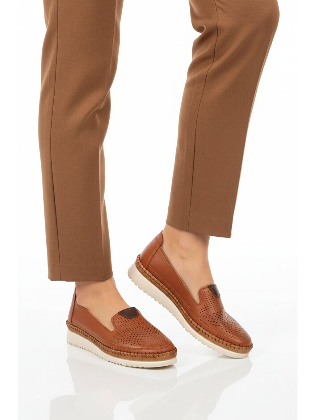 Kahverengi Taba Hakiki Deri Ortopedik Kadın Casual Ayakkabı 700 Z