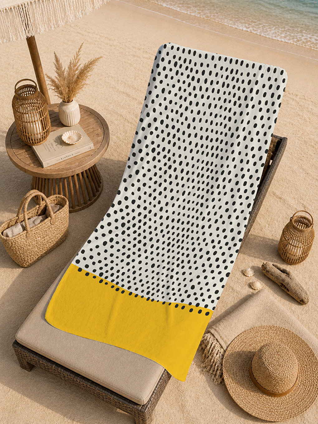 Siyah Beyaz Mikro Geometrik Desenli Hardal Bordürlü 70x150 Cm Dijital Baskılı Plaj Ve Banyo Havlusu-4