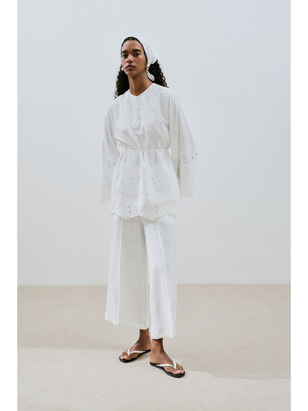 Nakış Detaylı Tunik Ekru-2