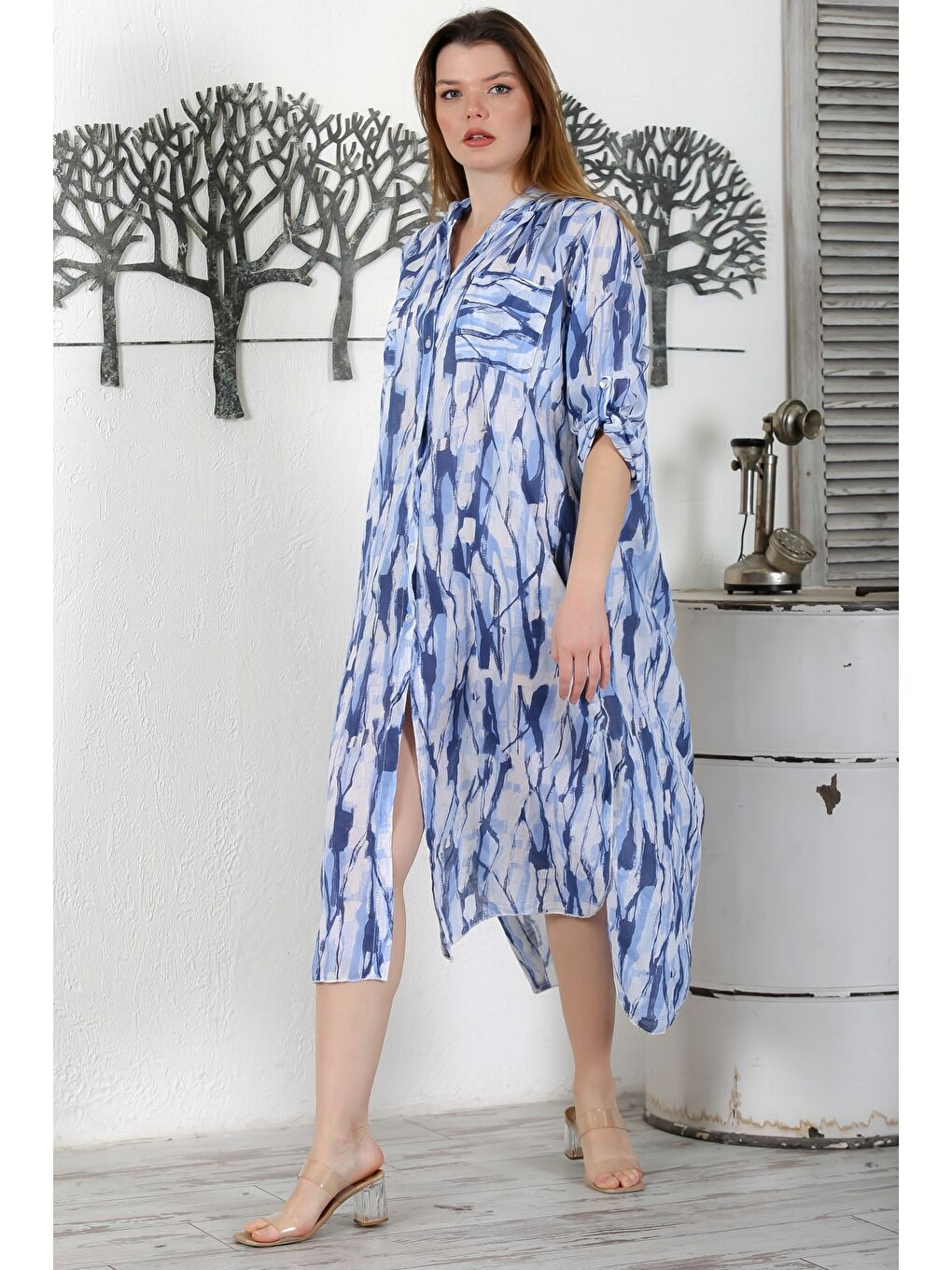 İtalyan Mavi Düğmeli Uzun Kollu Desenli Çift Cepli Kapüşonlu Casual Dokuma Yazlık Elbise 130 65-2