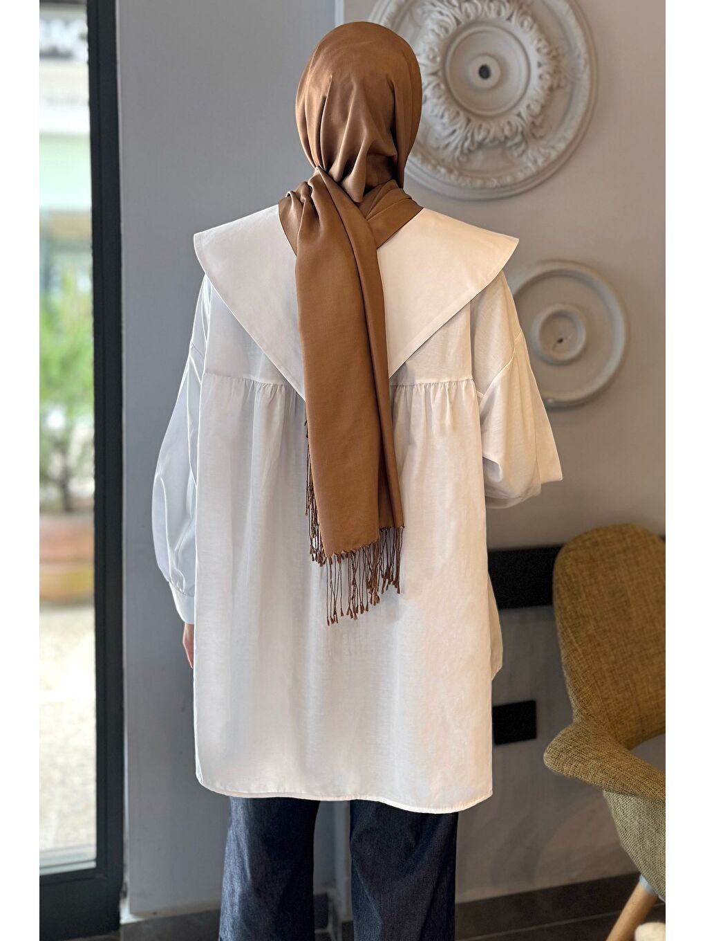 Beyaz Yaka Taş Detaylı Oversize Tesettür Tunik-7