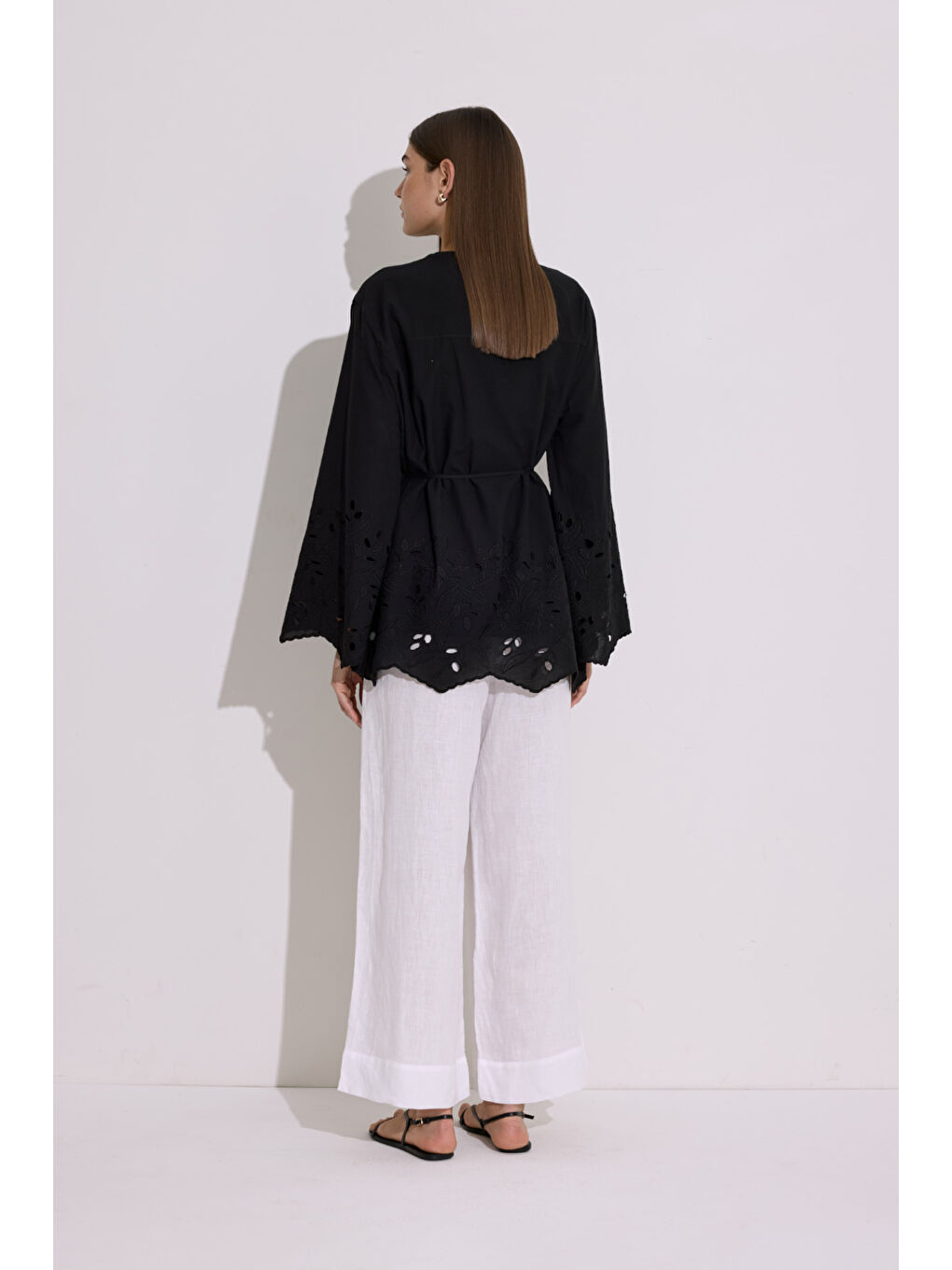 Nakış Detaylı Tunik Siyah-4