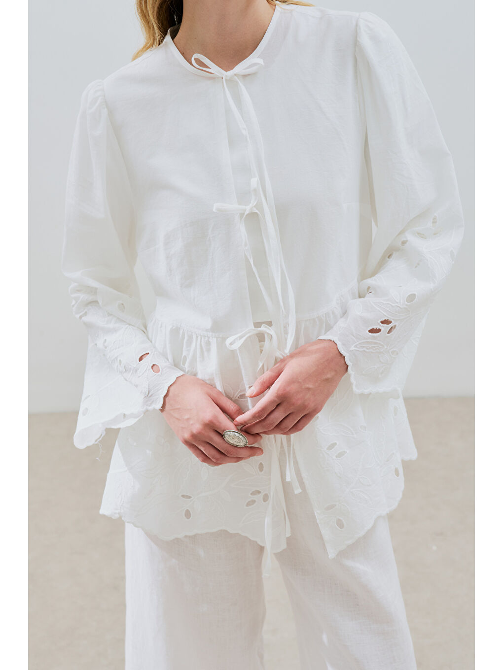 Bağlamalı Nakışlı Tunik Ekru-2