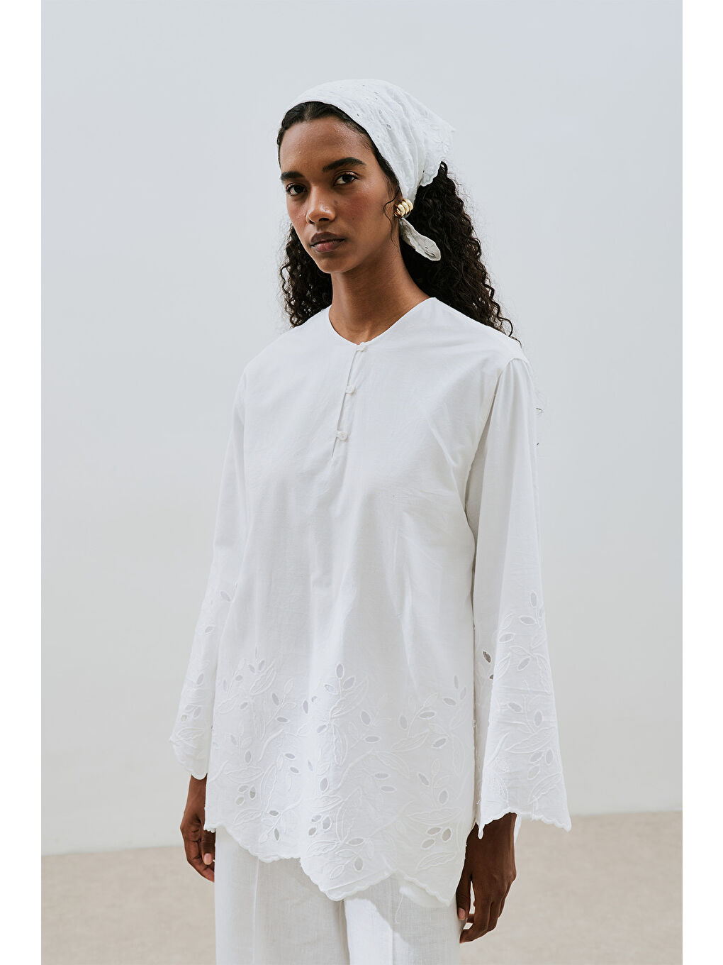 Nakış Detaylı Tunik Ekru-5