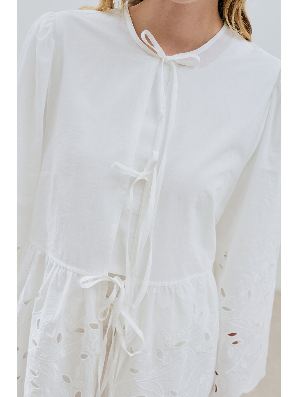 Bağlamalı Nakışlı Tunik Ekru-5