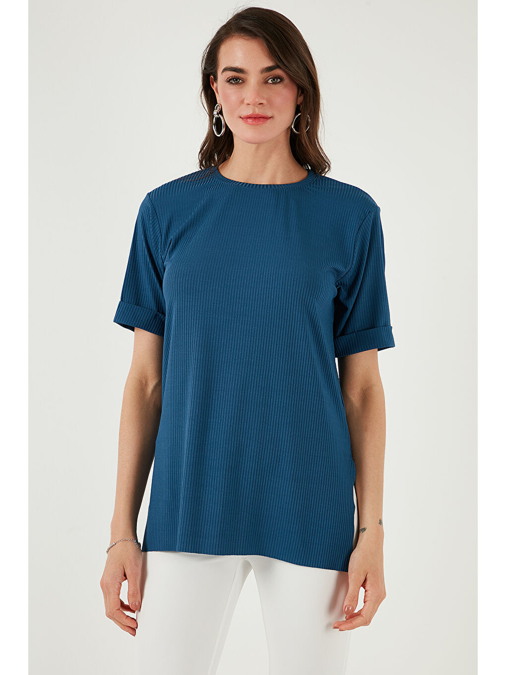 İndigo Oversize Bisiklet Yaka Yırtmaç Detaylı Bluz 5869000-3