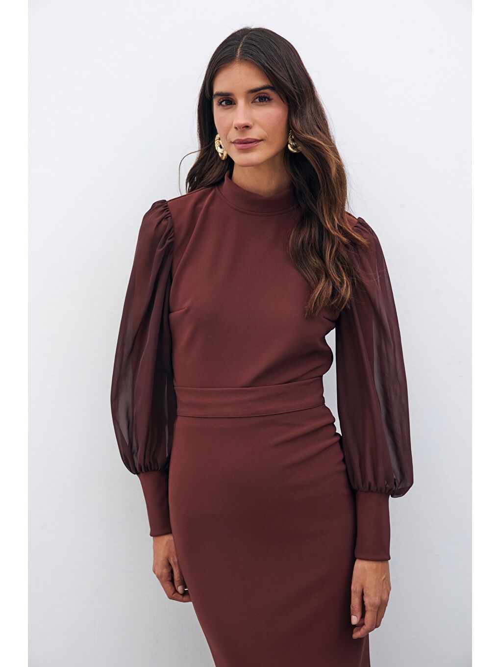 Kahverengi Dik Yaka Şifon Kol Detaylı Bluz - Kahve-3