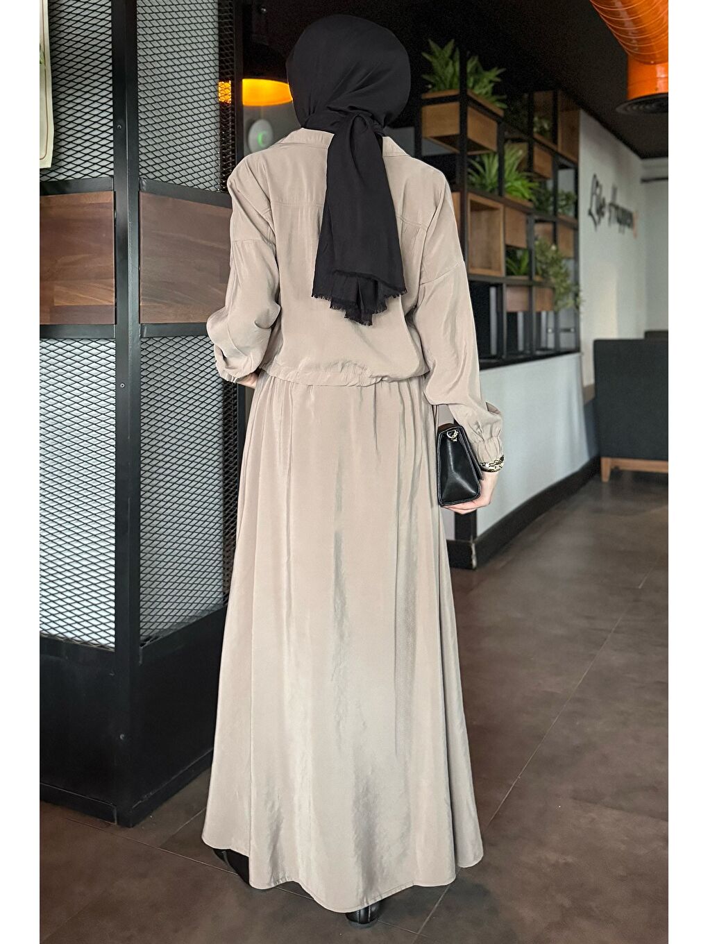 Bej Ön Fermuarlı Paraşüt Kumaş Etek Ceket Tesettür İkili Takım-7