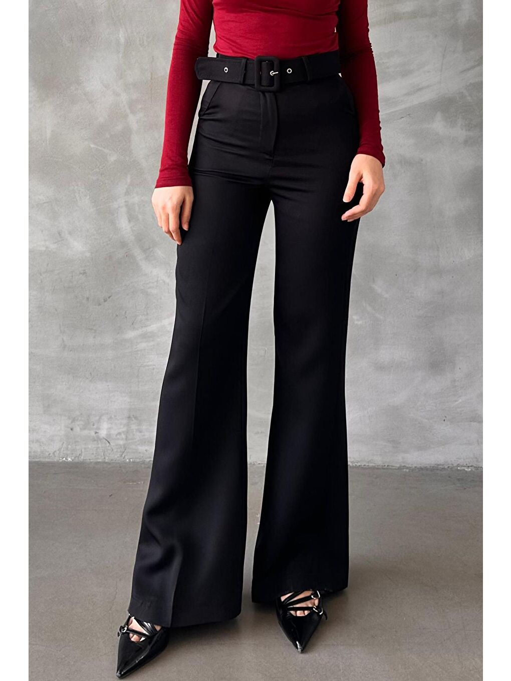 Siyah İspanyol Paça Kadın Kumaş Pantolon Mg2303-1