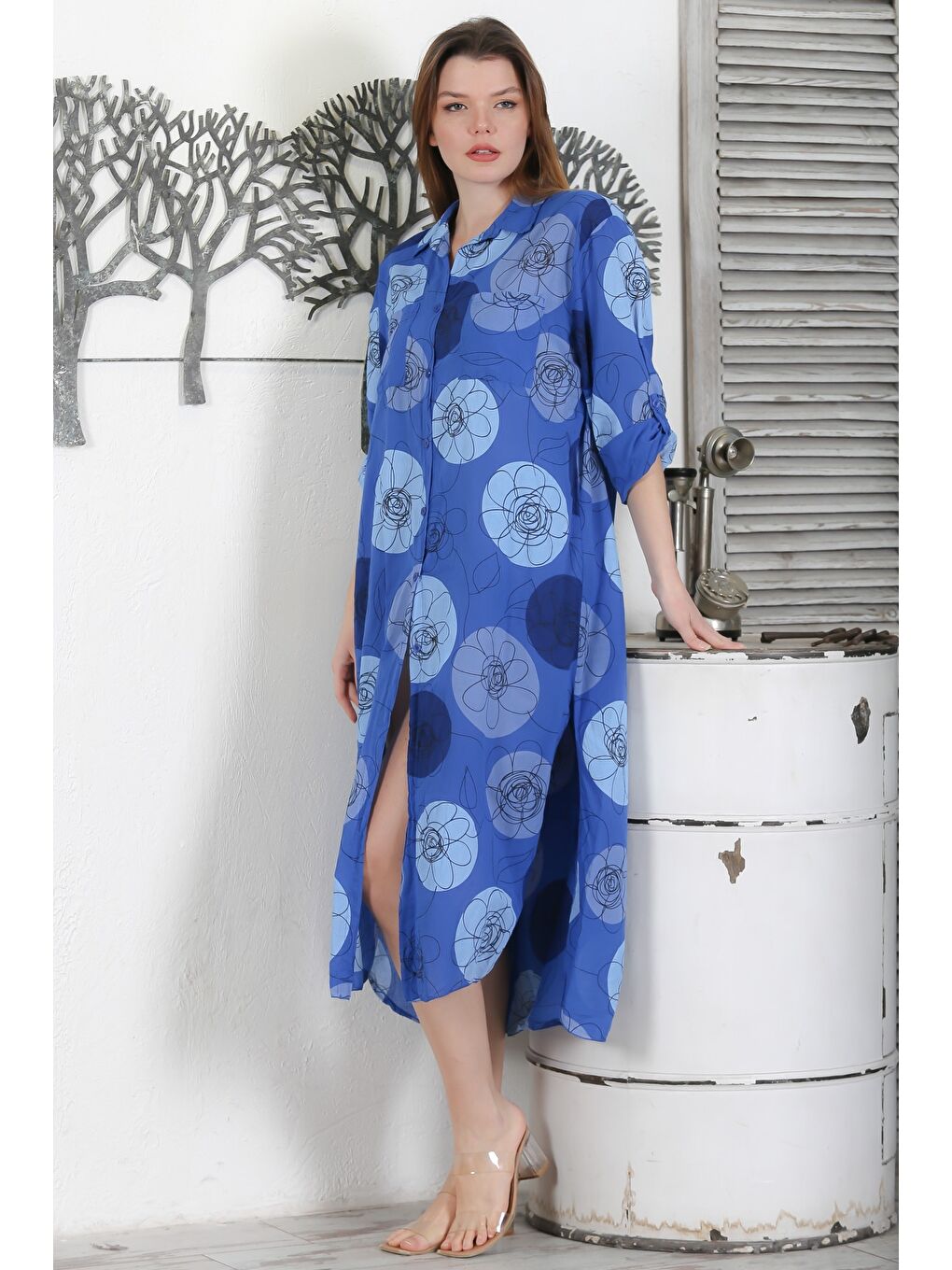 İtalyan Lacivert Düğmeli Uzun Kollu Çiçekli Çift Cepli Casual Dokuma Yazlık Elbise