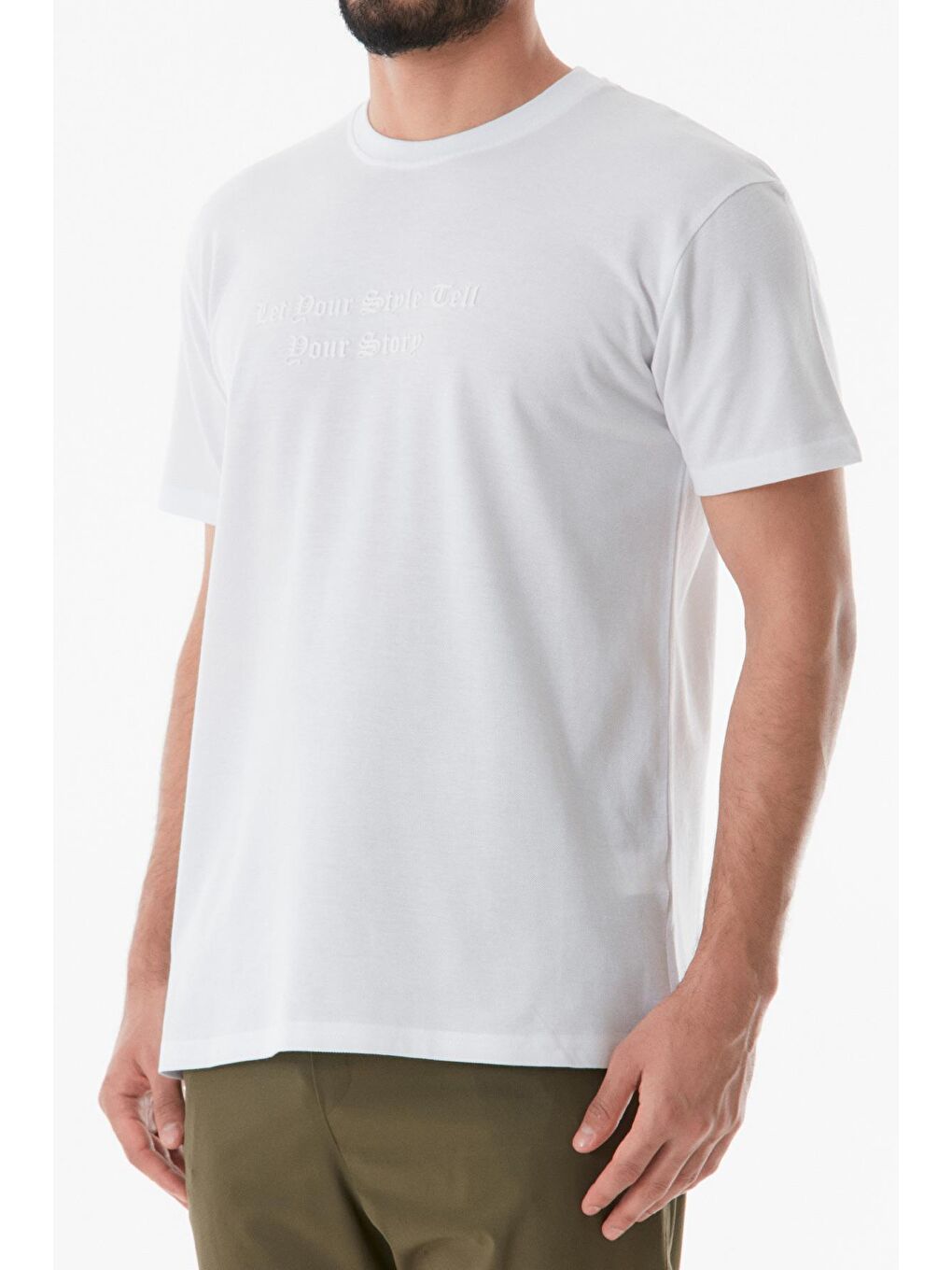 Beyaz Yazı Kabartmalı Bisiklet Yaka Erkek Tişört-4