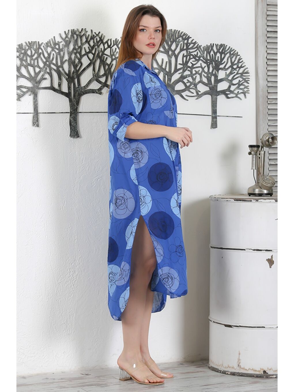 İtalyan Lacivert Düğmeli Uzun Kollu Çiçekli Çift Cepli Casual Dokuma Yazlık Elbise-4