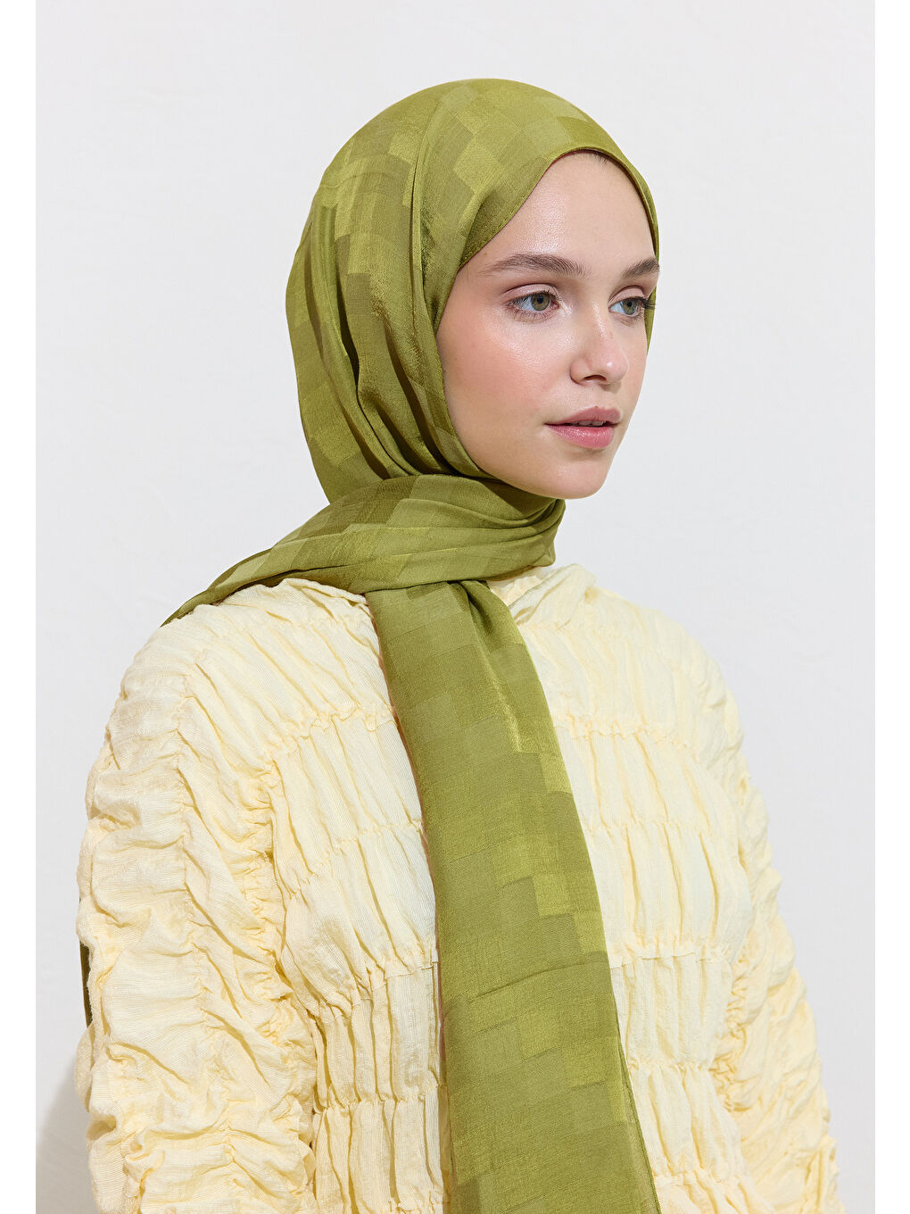 Yeşil NORİ İPEKSİ JAKAR ŞAL OLİVE-3