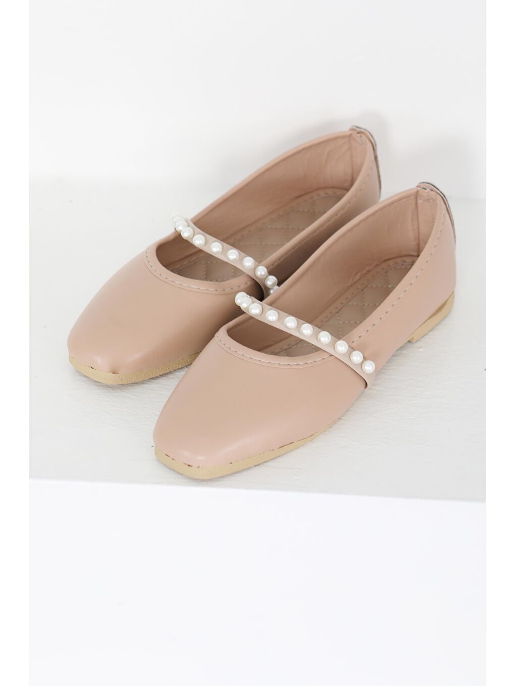 Bej Kadın Vizon İncili Babet - 27400-4