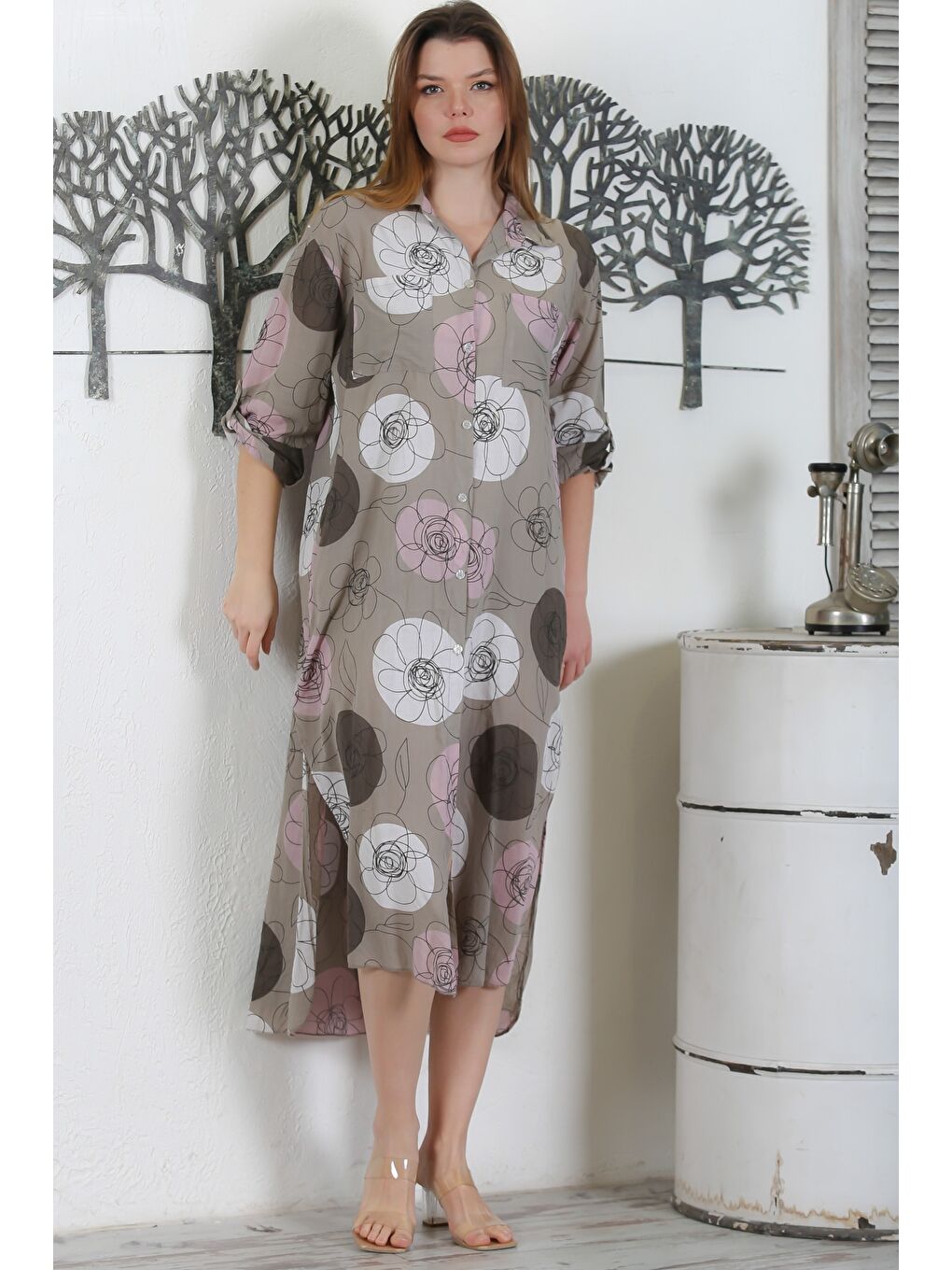 Bej İtalyan Vizon Düğmeli Uzun Kollu Çiçekli Çift Cepli Casual Dokuma Yazlık Elbise-5