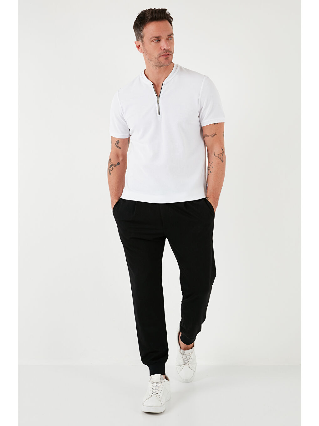 Siyah Pamuklu Regular Fit Yarım Fermuarlı Kolej Yaka 3'lü Paket Tişört 5902653S3-4