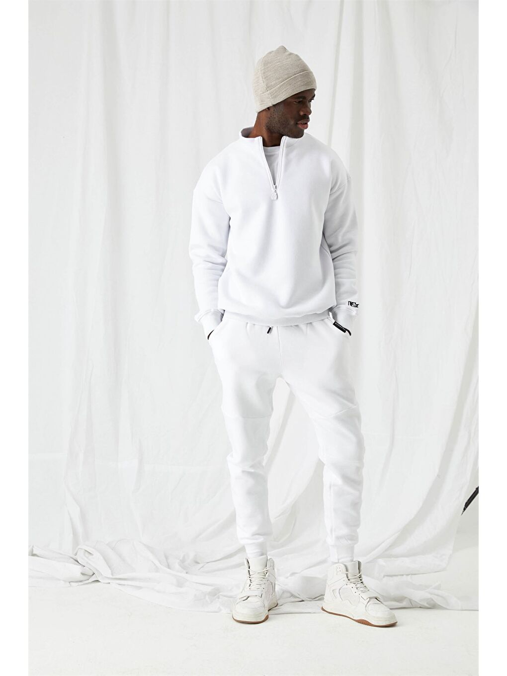 Erkek Beyaz Eşofman Altı-2