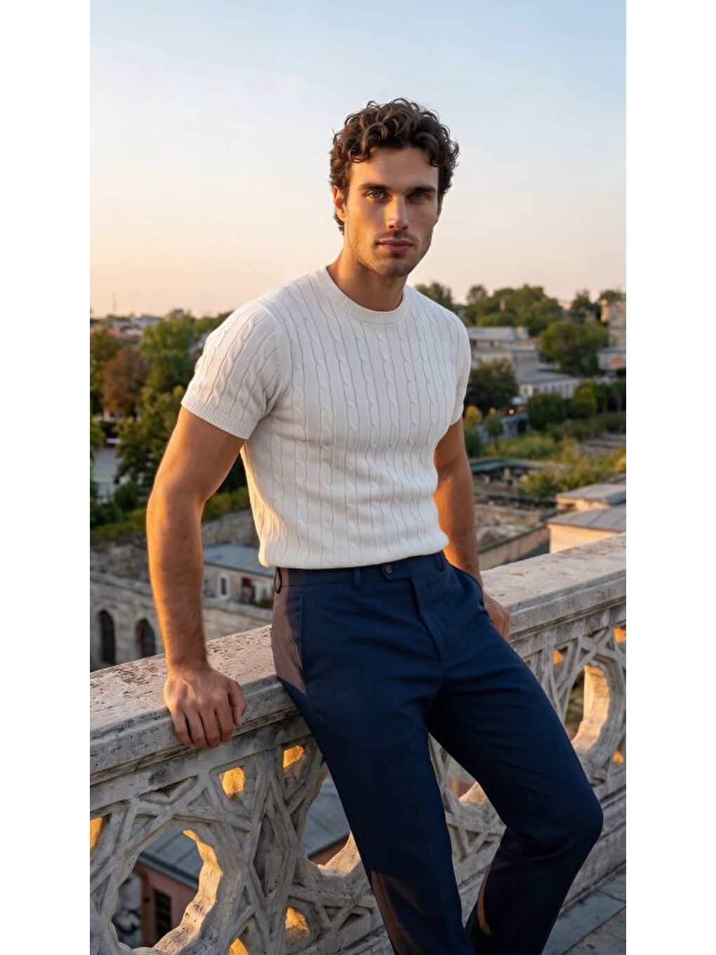 Beyaz Erkek Bisiklet Yaka Triko Tişört